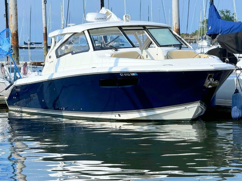 2021 Pursuit DC 365 Dual Console