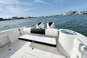 2021 Robalo R302 Center Console for sale - photo 5