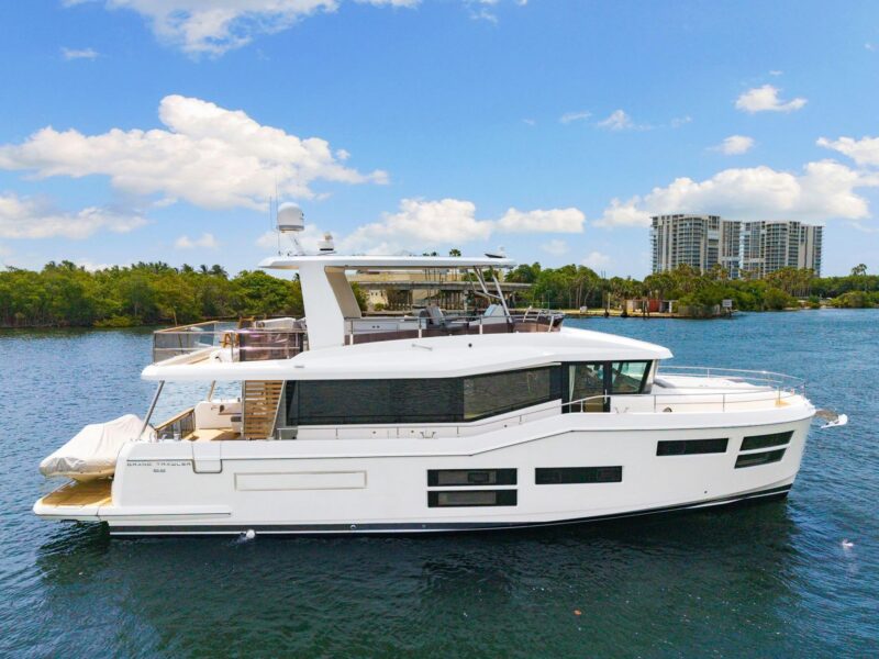 2022 Beneteau Grand Trawler 62