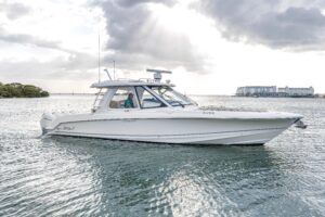 2022 Boston Whaler 380 Realm for sale