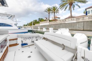 2022 Boston Whaler 380 Realm for sale - photo 8
