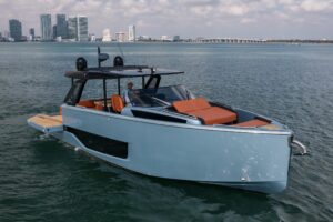 2022 Cranchi A46 Luxury Tender for sale - photo 4