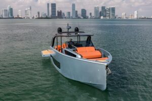 2022 Cranchi A46 Luxury Tender for sale - photo 5