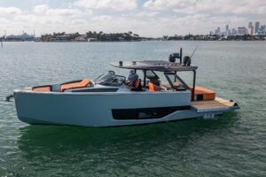 2022 Cranchi A46 Luxury Tender for sale - photo 7