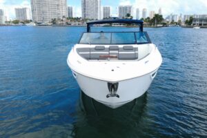 2022 Cruisers Yachts 38 GLS OB for sale - photo 5