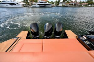 2022 Cruisers Yachts 38 GLS OB for sale - photo 6