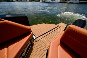 2022 Cruisers Yachts 38 GLS OB for sale - photo 8