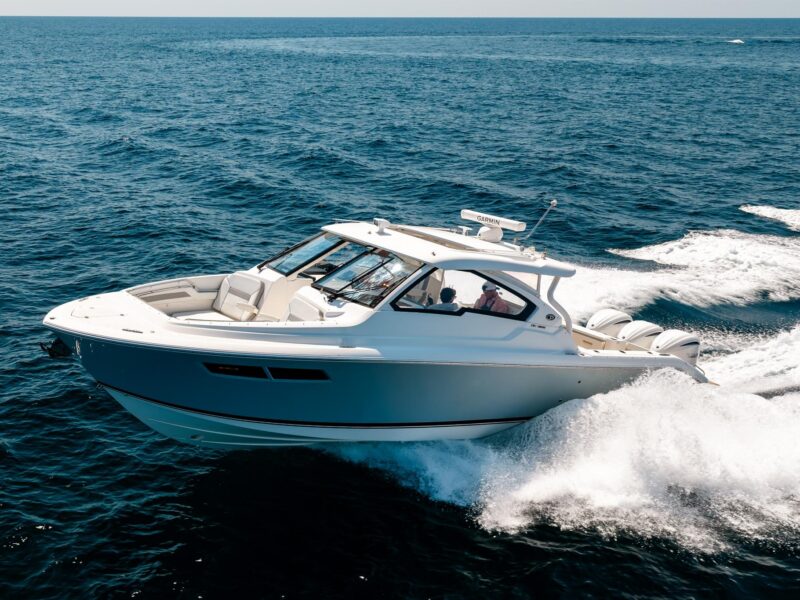 2022 Pursuit DC 365 Dual Console