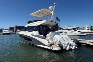 2022 Regal 42 FXO for sale - photo 4
