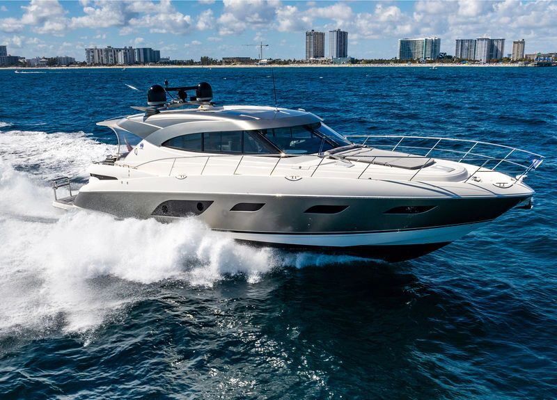 2022 Riviera 6000 Sport Yacht Platinum Edition