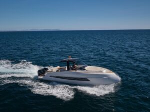 2023 Astondoa 377 Coupe Outboard for sale - photo 6