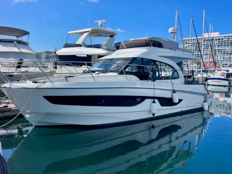 2023 Beneteau Antares 11 Fly