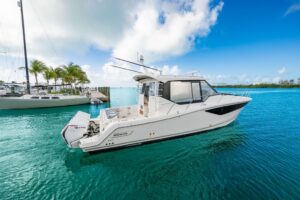 2023 Boston Whaler 405 Conquest for sale - photo 2