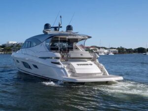 2023 Riviera 6000 Sport Yacht Platinum Edition for sale - photo 4