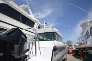2024 Axopar 37 XC Cross Cabin for sale - photo 8