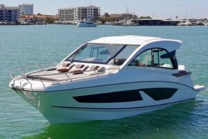 2024 Beneteau Gran Turismo 32 for sale - photo 2