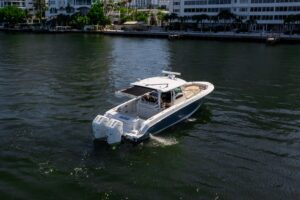 2024 Boston Whaler 380 Outrage for sale - photo 6