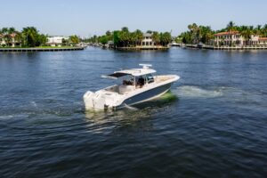 2024 Boston Whaler 380 Outrage for sale - photo 7