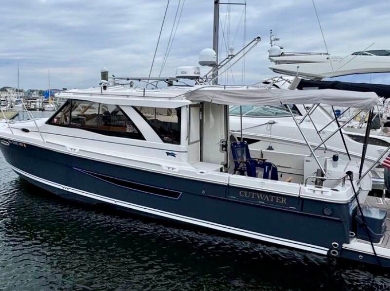 2024 Cutwater C-32 Coupe