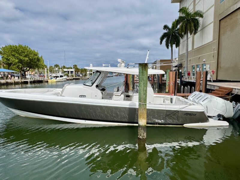 2024 Intrepid 427 Nomad SE