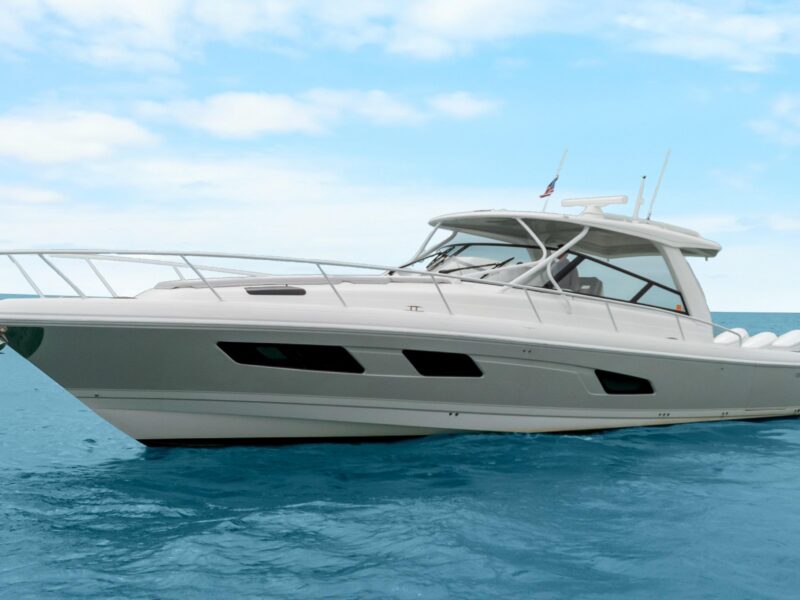 2024 Intrepid 477 Evolution