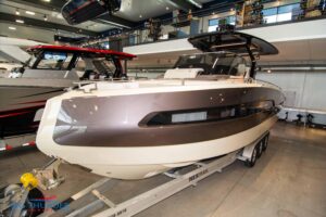 2024 Invictus GT320S for sale - photo 2