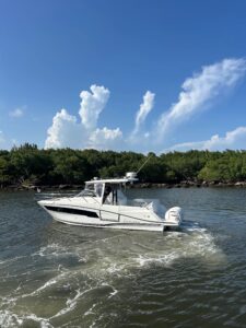 2024 Jeanneau 10.5 Walkaround for sale - photo 2