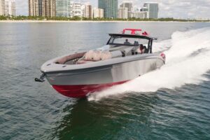 2024 Midnight Express 52 Vitesse for sale - photo 2