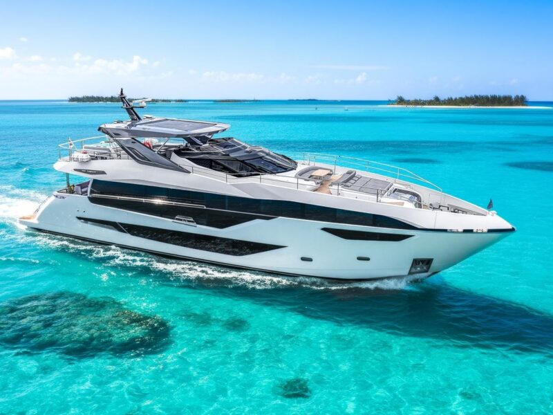 2024 Sunseeker 100 Yacht