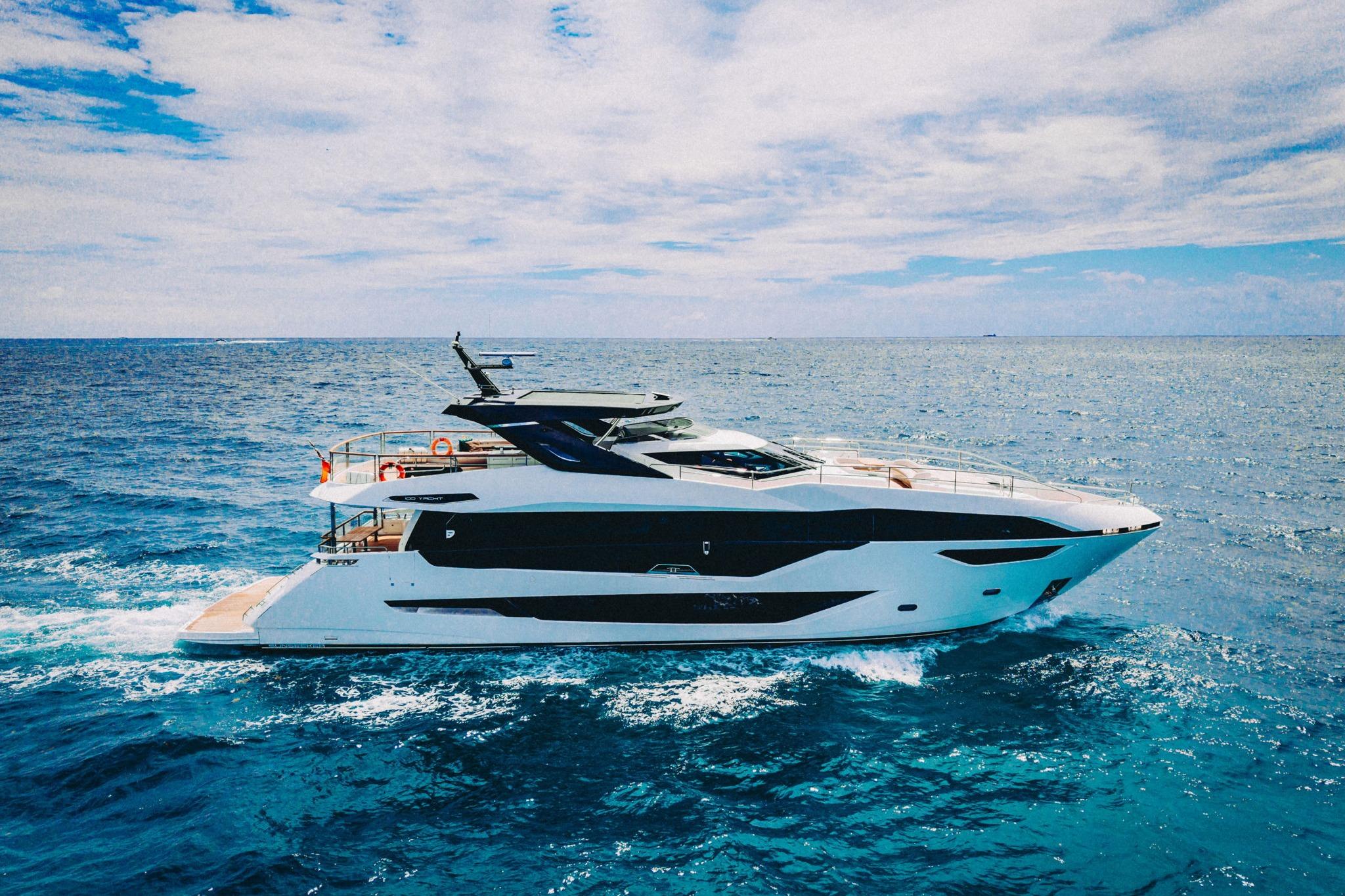 2024 Sunseeker 100 Yacht for sale