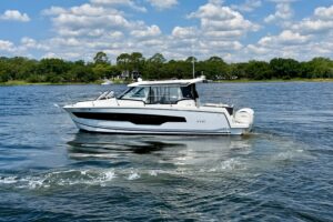 2025 Jeanneau NC 1095 Coupe for sale - photo 8