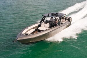 2025 Midnight Express 37 Open for sale - photo 2