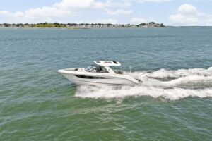 2025 Sea Ray SLX 400 Outboard for sale - photo 2