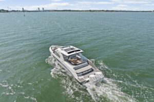2025 Sea Ray SLX 400 Outboard for sale - photo 5