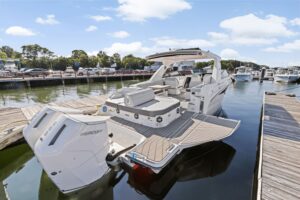 2025 Sea Ray SLX 400 Outboard for sale - photo 6