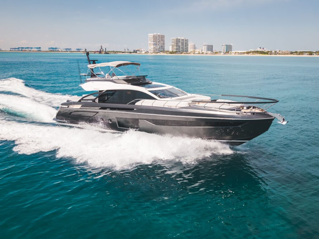 2026 Azimut S8