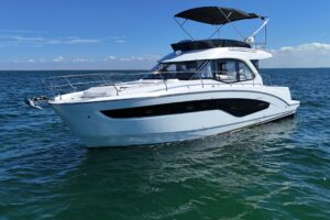 2026 Beneteau Antares 12 for sale - photo 3