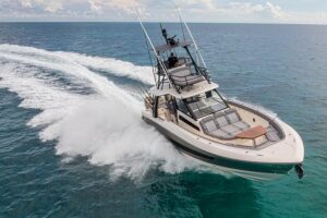 2026 Boston Whaler 420 Outrage for sale - photo 3