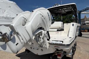 2026 Robalo R317 Dual Console for sale - photo 7