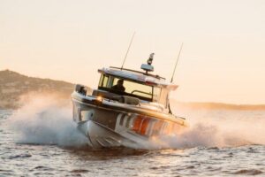 2027 Axopar 38 Cross Cabin for sale