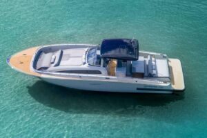 2027 Canados Gladiator 431 Walk-around for sale - photo 2