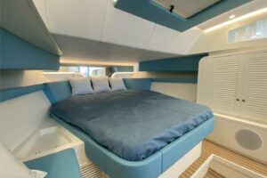 2027 Canados Gladiator 431 Walk-around for sale - photo 4
