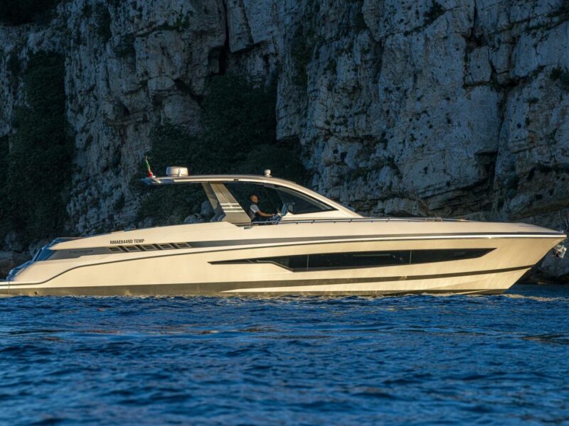 2027 Canados Gladiator 571 Blade