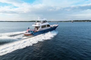 2027 Hunt Yachts 56 Flybridge for sale - photo 2