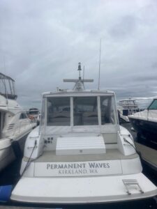 2000 Carver 404 Cockpit Motor Yacht for sale - photo 4