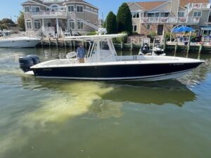 2000 Jupiter 31 Center Console for sale - photo 2