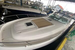 2000 Sea Ray 460 Express Cruiser for sale - photo 3