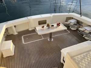 2000 Viking 58 Enclosed Bridge for sale - photo 6