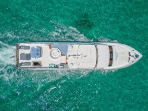 2001 Hargrave Flybridge for sale - photo 2