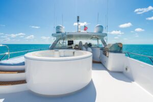 2001 Hargrave Flybridge for sale - photo 8